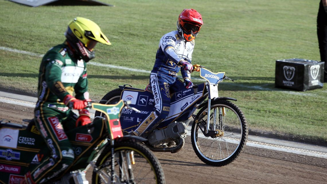 Żużlowcy jadą w finale. A autobusy i kierowcy na objazdy