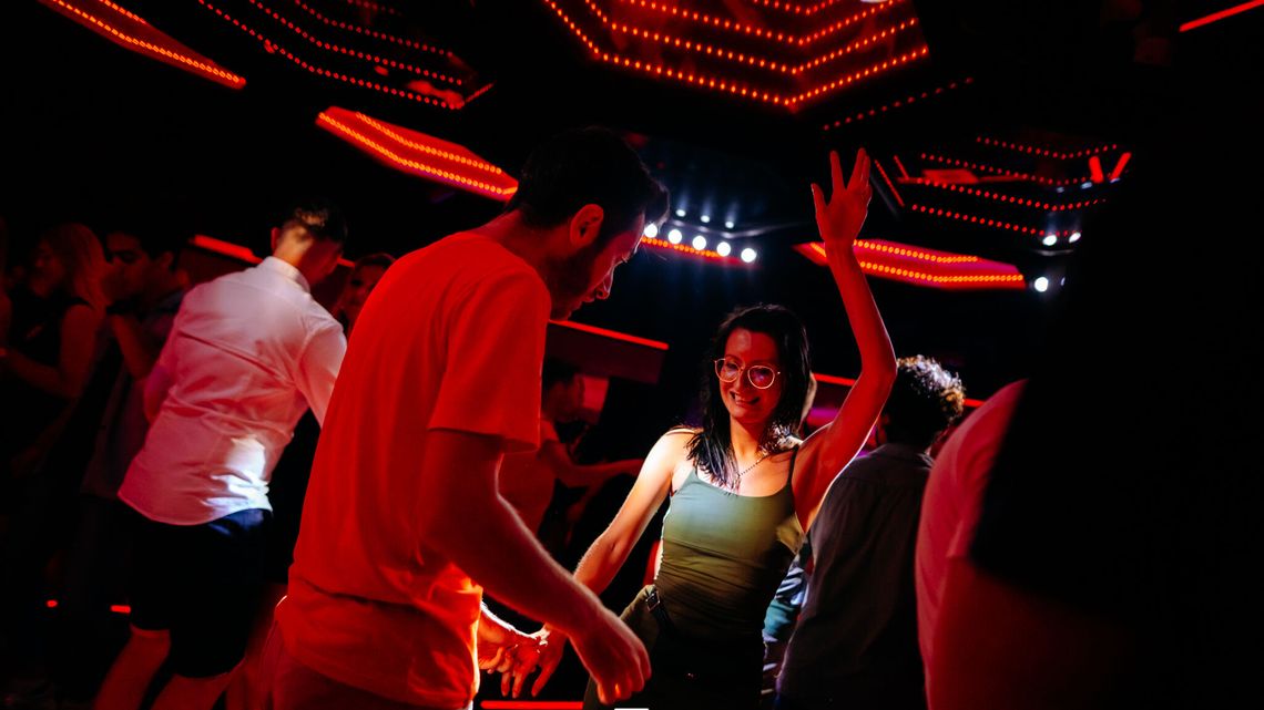 Zwariowana impreza w Helium Club