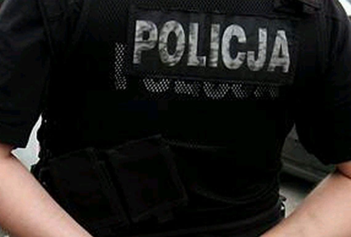 Zwłoki mężczyzny znaleziono na polu Zwłoki mężczyzny znaleziono na polu