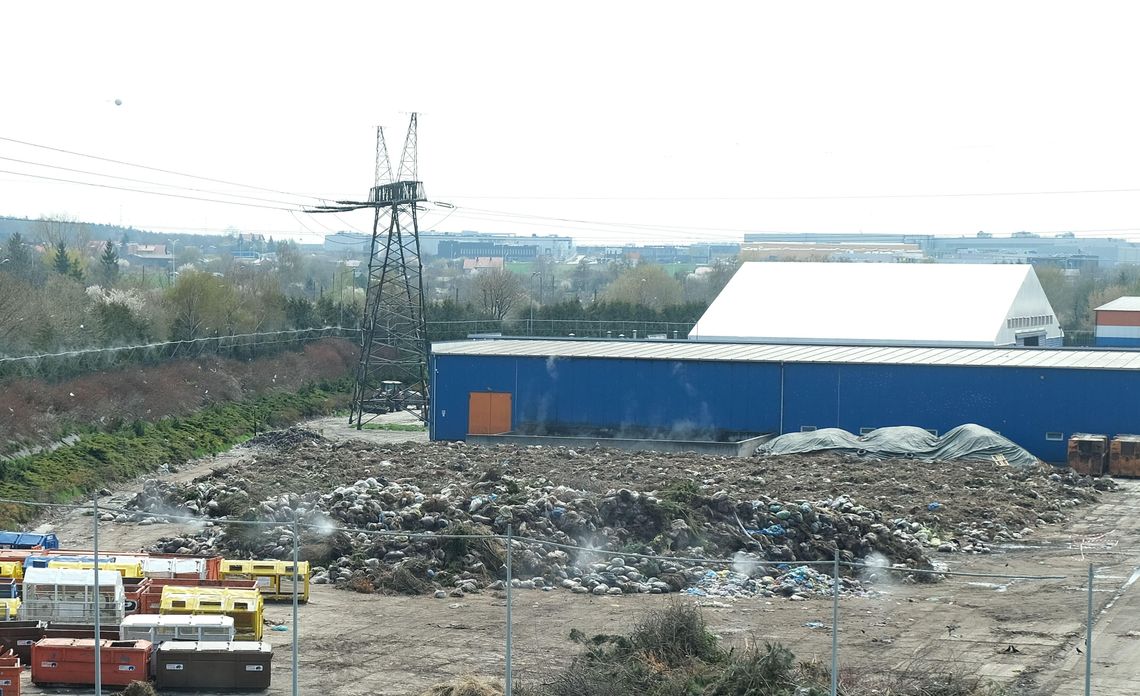 Zwłoki noworodka na wysypisku śmieci