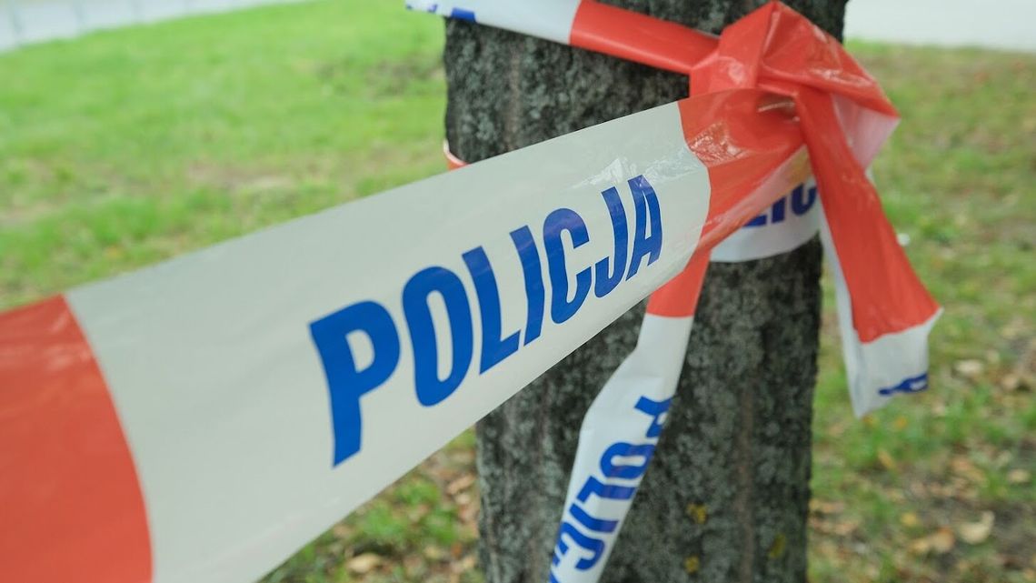 Zwłoki w toalecie przy dworcu busów