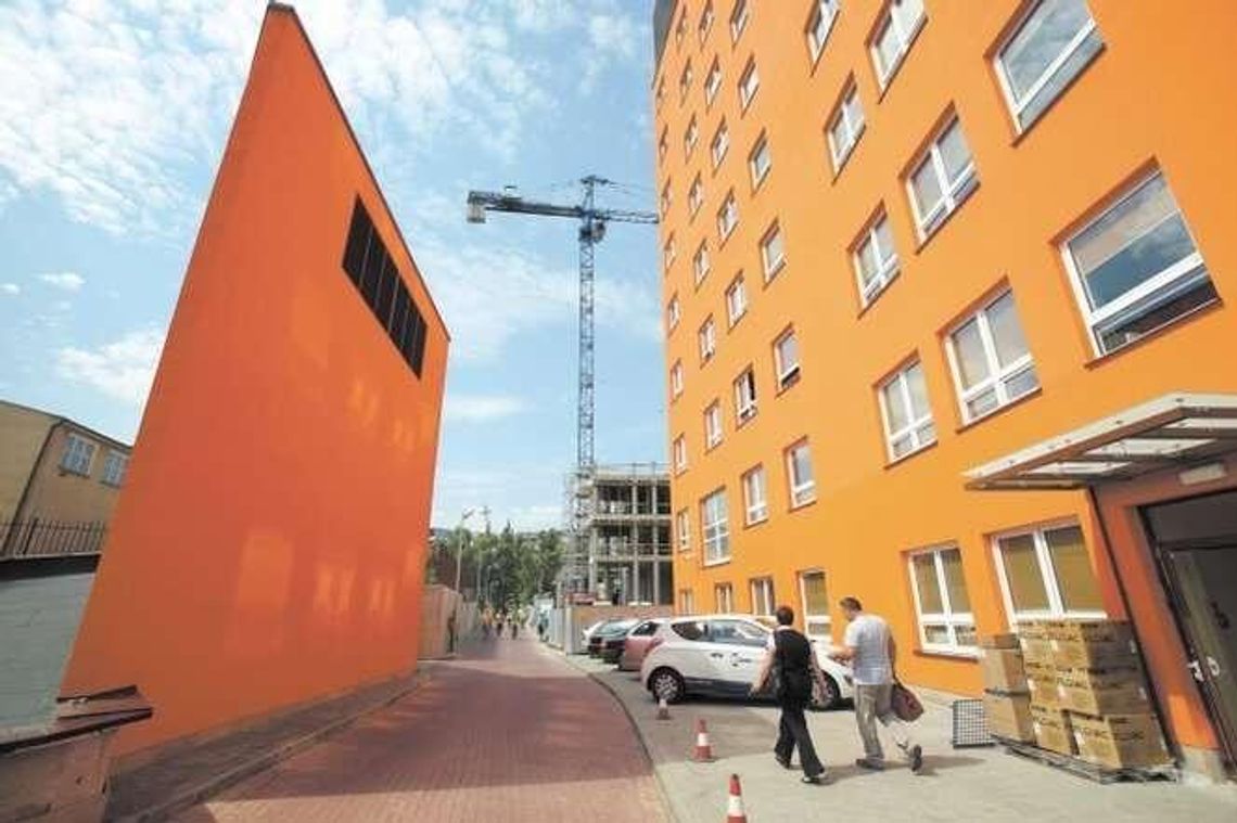 Zwolnienia? Zmiana wynagrodzeń? Nerwowo w COZL. Związkowcy spotkają się z marszałkiem Zwolnienia? Zmiana wynagrodzeń? Nerwowo w COZL. Związkowcy spotkają się z marszałkiem