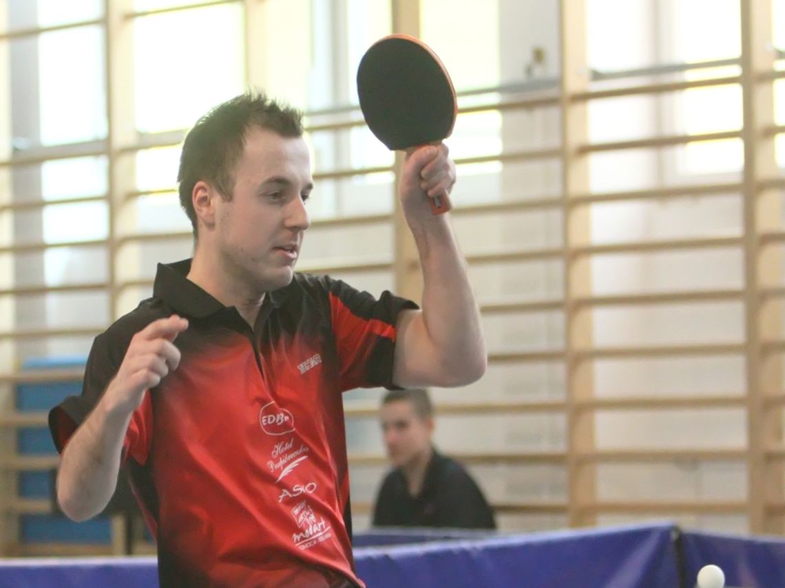 Zwycięstwa tenisistów Edbaru i Trefla