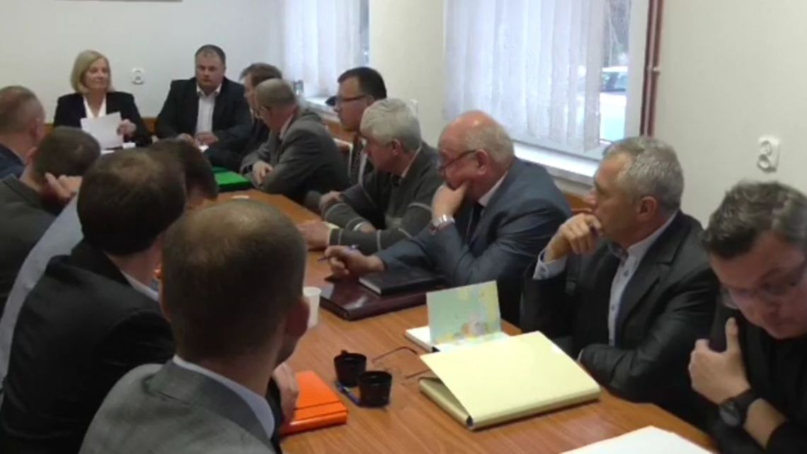 Żyrzyn: Ślubowali i ustalili wynagrodzenie wójta Żyrzyn: Ślubowali i ustalili wynagrodzenie wójta