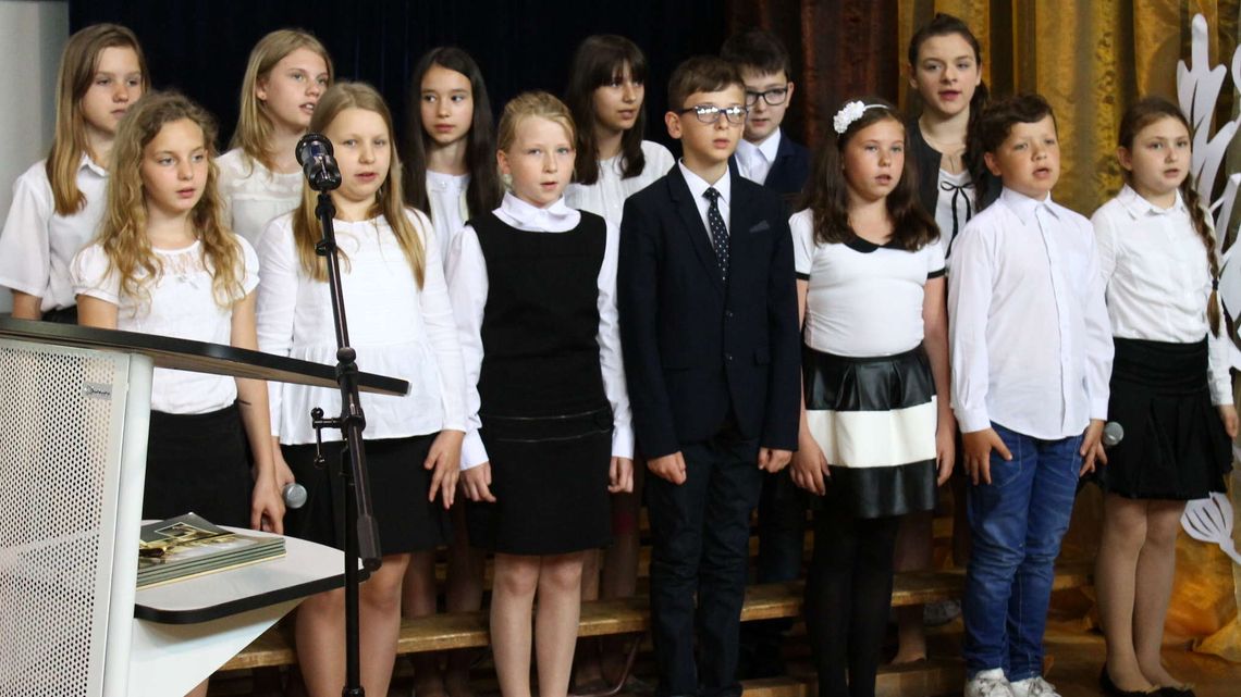 Żyrzyn świętuje dwustulecie swojej oświaty Żyrzyn świętuje dwustulecie swojej oświaty