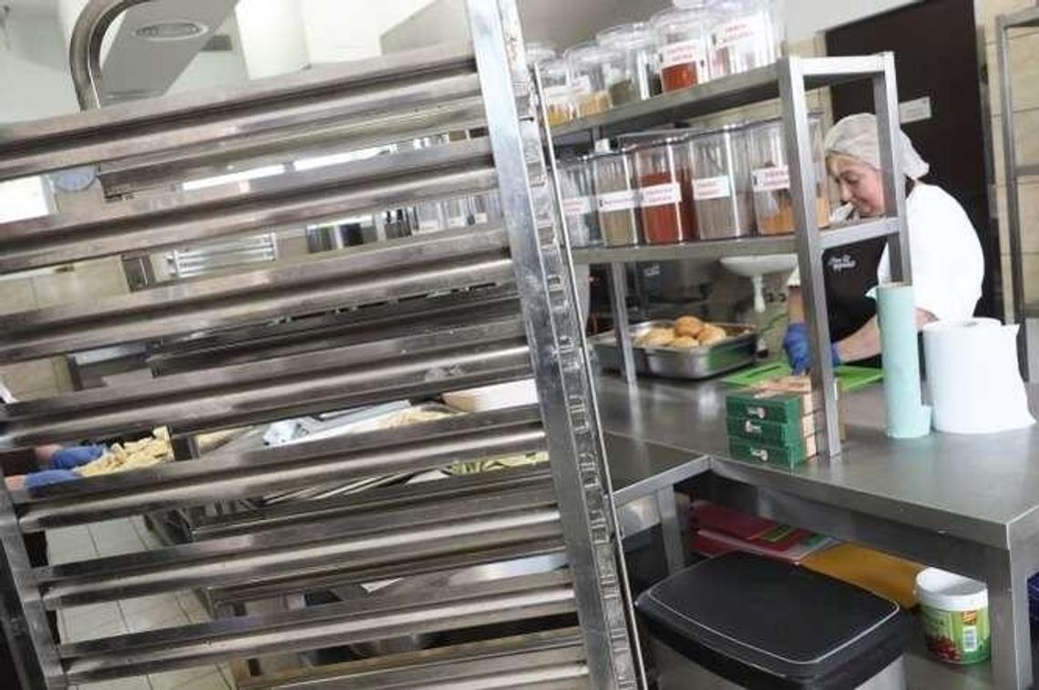 Żywieniowa rewolucja w szkołach. "Sól nie jest całkowicie zakazana"