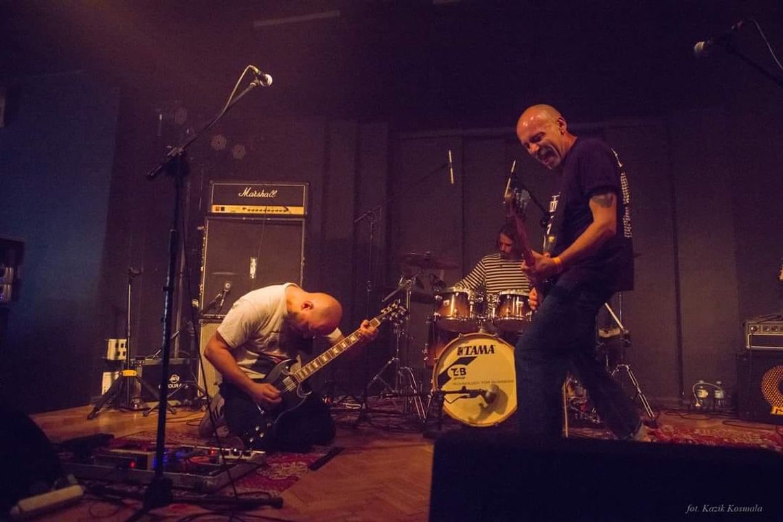 DRUGS & DRIVE w Pubie Pod Ziemią Drugs & Drive