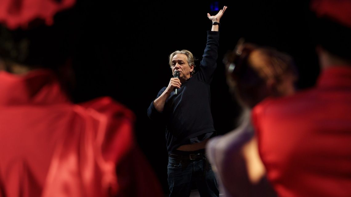 Siła, namiętność, miłość, wiara. O magii opery z reżyserem "Halki"