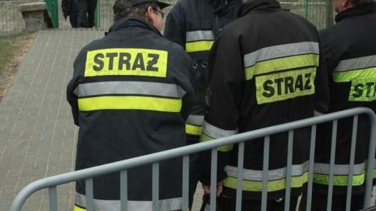 Policja w szkole, dzieci do domu