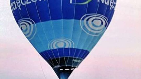 Lądowanie balonu w Poniatowej