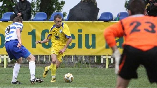 0:0 Avii z Karpatami Krosno.