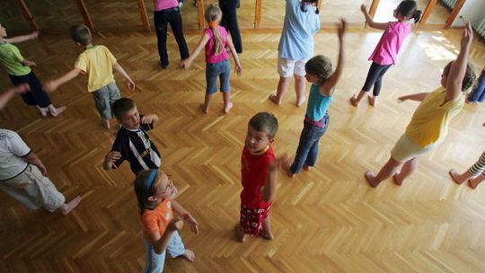 Muzyka jak na prawdziwej dyskotece