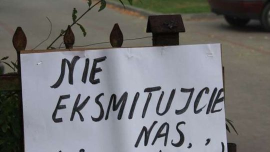 Eksmisja zwolenników Radia Maryja