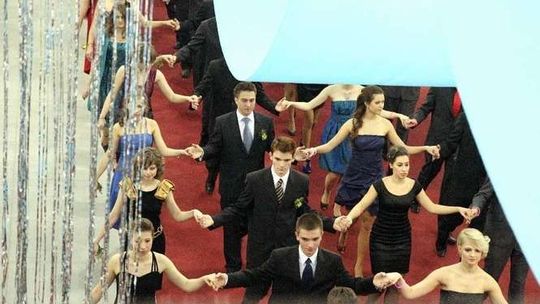 8 klas I LO w hali MTL