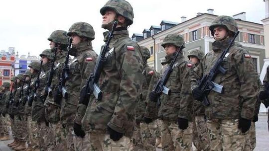 Pożegnanie żołnierzy wyjeżdżających do Afganistanu