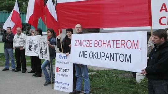 \"Światełko dla Rosjan\" - pikieta.