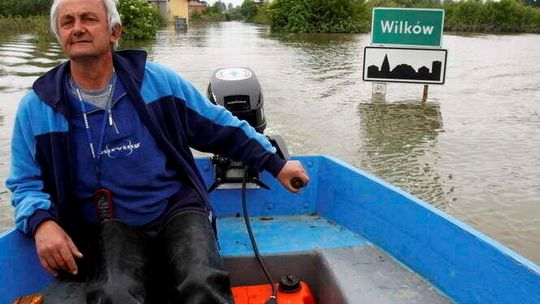 Woda w Wilkowie powoli opada 