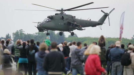 Piknik lotniczy: Samoloty opanowały Dęblin