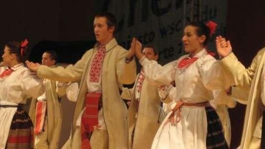 Jubileusze w pląsach. Chełmskie zespoły świętowały