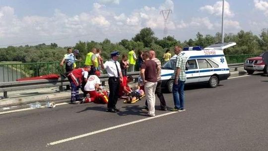 Ćwiczenia na moście w Puławach