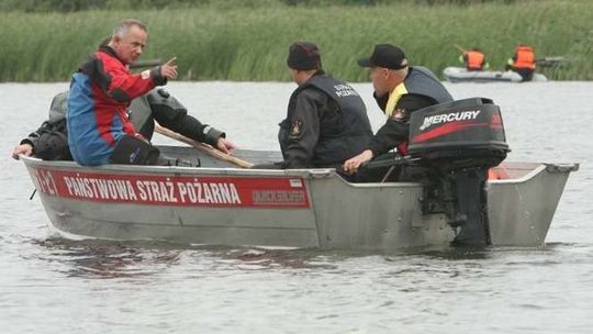 Akcja poszukiwawcza  na jeziorze Głębokie