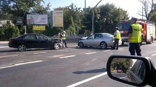 Wypadek na al. Warszawskiej