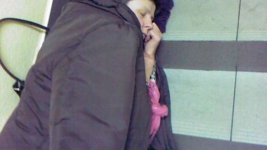 Protektor: Protestujący spędzili noc w zakładzie