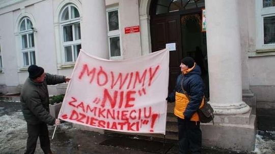 Pikieta przed chełmskim magistratem