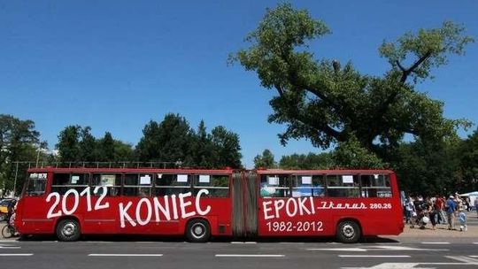 Pożegnanie z Ikarusem