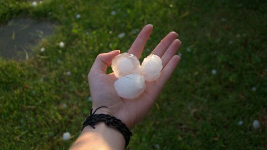 Burza w pobliżu Lublina: Spadł ogromny grad