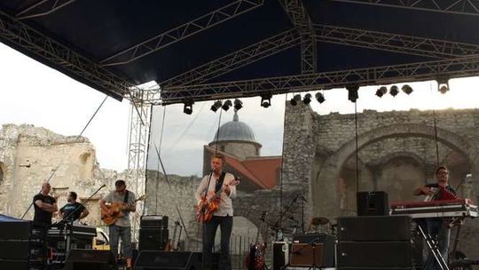 Koncert Raz Dwa Trzy w Janowcu