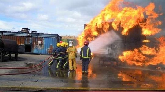 Anglicy ćwiczyli naszych strażaków