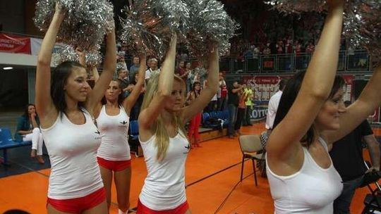 Cheerleaderki na meczu Polska - Albania