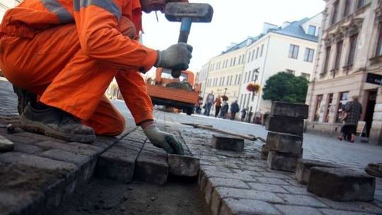 Idzie jesień. Porządki w centrum Lublina