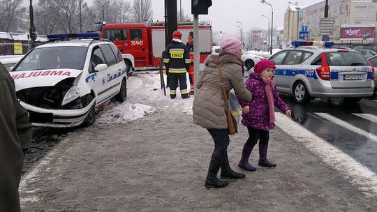 Wypadek na skrzyżowaniu ul. Lubartowskiej z al. Solidarności