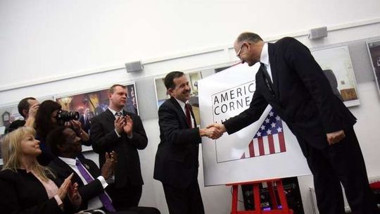 Otwarcie American Corner w Biblio