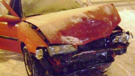 Kolizja na skrzyżowaniu ul. Romera i Diamentowej