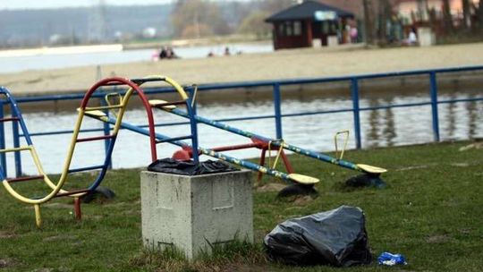 Porządki nad Zalewem Zemborzyckim