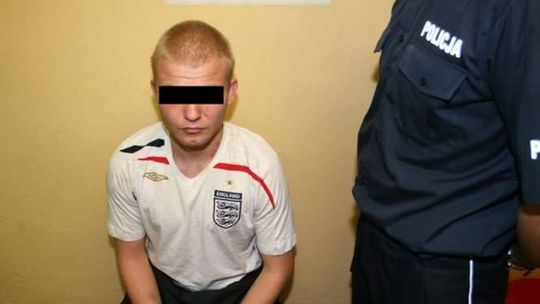 Bandyci zatrzymani za pobicie policjantów