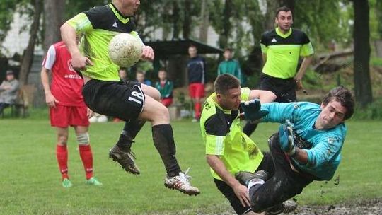 Sławin Lublin – KS Dąbrowica 1:2 