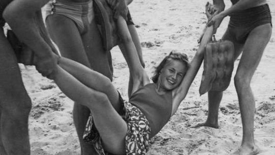 Tak się kiedyś plażowało