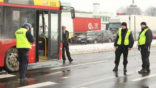 Lublin: Autobus MPK potrącił pieszą przy hali Nova
