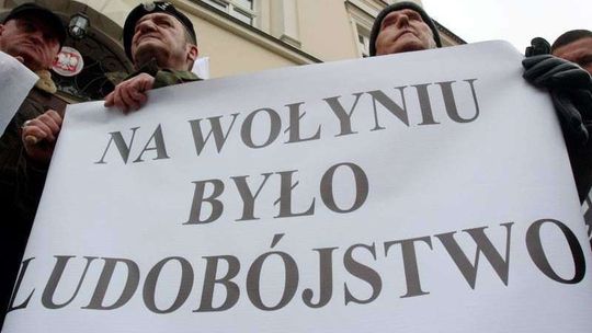  Żądamy prawdy o Wołyniu - Pikieta Ruchu Narodowego
