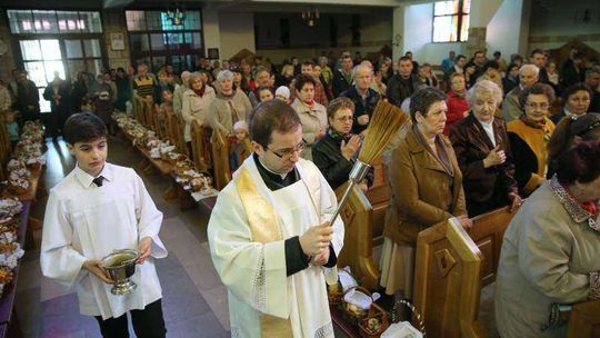 Wielka Sobota. Święcenie pokarmów