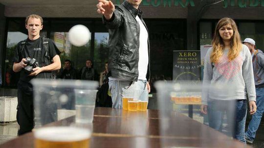 Beer-pong - piwny konkurs Beer-pong - piwny konkurs