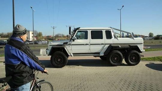 Mercedes G 63 AMG 6x6