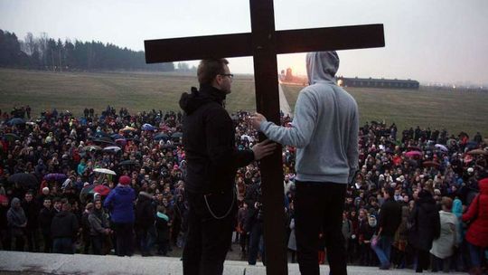 Droga krzyżowa na Majdanku