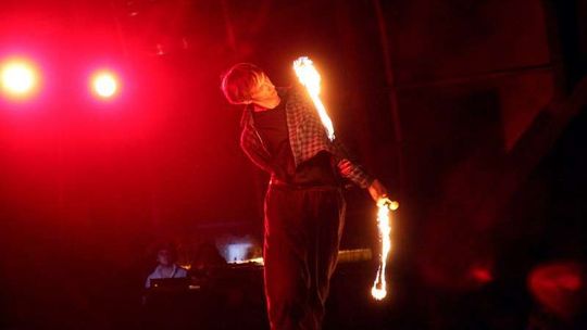 Noc Ognia w Muszli Koncertowej w Ogrodzie Saskim 