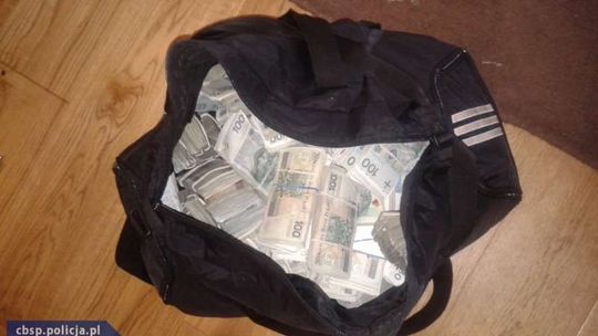 Skupował stacje paliw