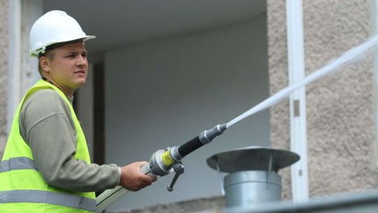 Wyburzają stary COZL